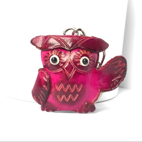 Handmade Genuine Leather Owl Keychain - Picture 1 of 5